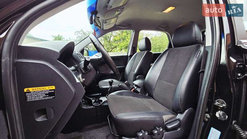 Внедорожник / Кроссовер Kia Sportage 2006 в Полтаве