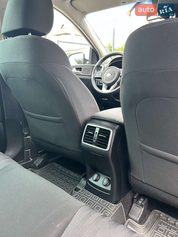 Позашляховик / Кросовер Kia Sportage 2021 в Києві