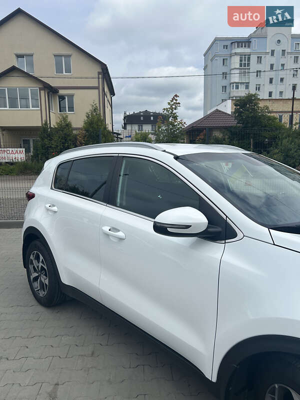 Позашляховик / Кросовер Kia Sportage 2021 в Києві