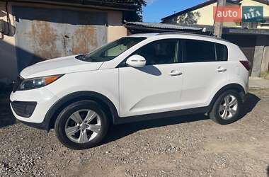 Позашляховик / Кросовер Kia Sportage 2011 в Чернівцях