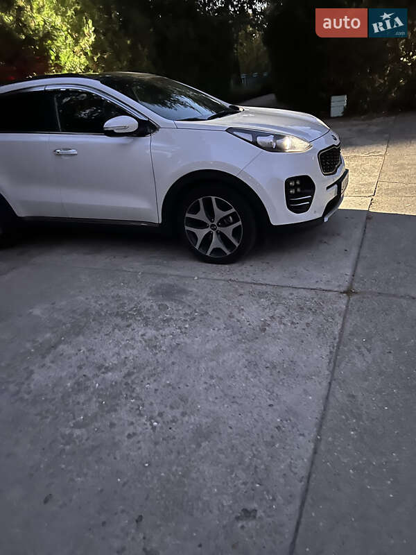 Внедорожник / Кроссовер Kia Sportage 2016 в Одессе