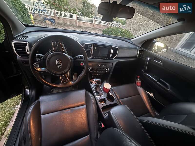 Внедорожник / Кроссовер Kia Sportage 2015 в Залещиках