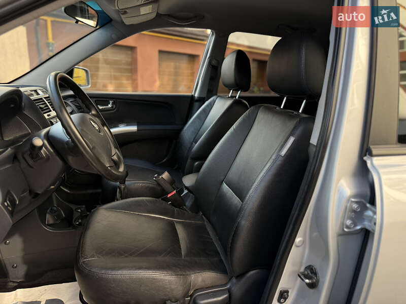 Позашляховик / Кросовер Kia Sportage 2008 в Івано-Франківську