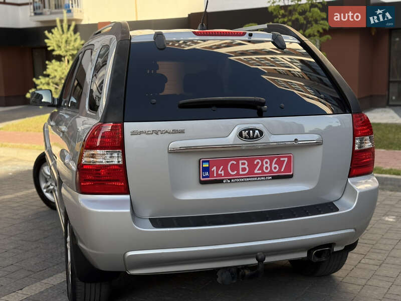 Позашляховик / Кросовер Kia Sportage 2008 в Івано-Франківську