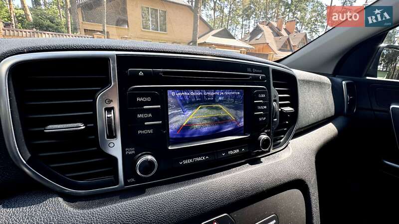Внедорожник / Кроссовер Kia Sportage 2016 в Чернигове