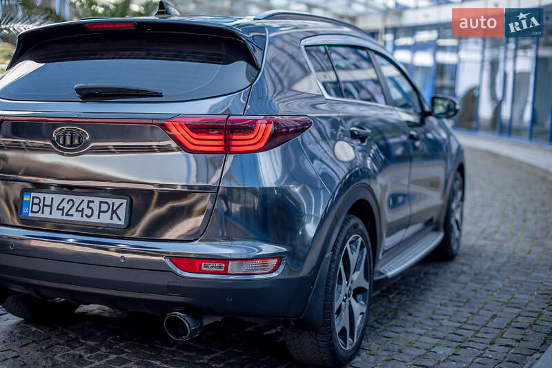Позашляховик / Кросовер Kia Sportage 2016 в Одесі