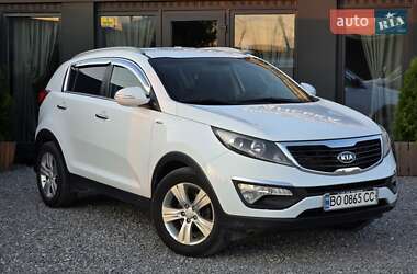 Внедорожник / Кроссовер Kia Sportage 2011 в Тернополе