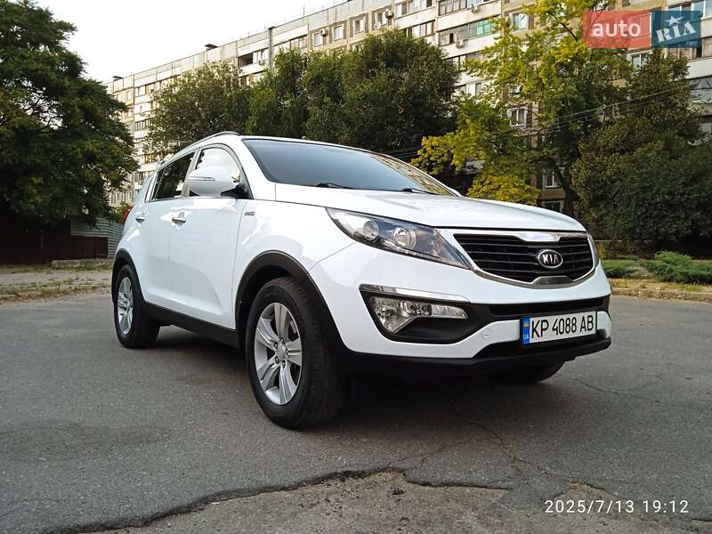 Позашляховик / Кросовер Kia Sportage 2011 в Запоріжжі