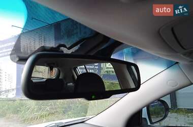 Позашляховик / Кросовер Kia Sportage 2011 в 