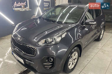 Позашляховик / Кросовер Kia Sportage 2016 в Полтаві