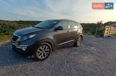Внедорожник / Кроссовер Kia Sportage 2015 в Здолбунове