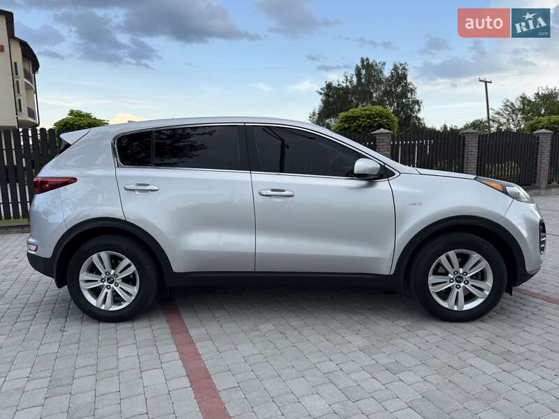 Позашляховик / Кросовер Kia Sportage 2015 в Старокостянтинові