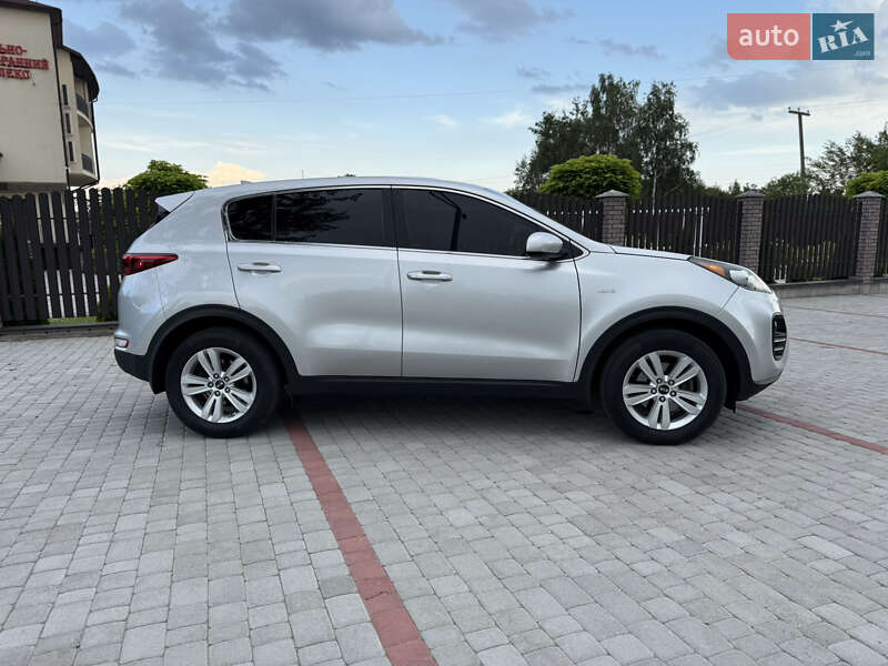 Позашляховик / Кросовер Kia Sportage 2015 в Старокостянтинові