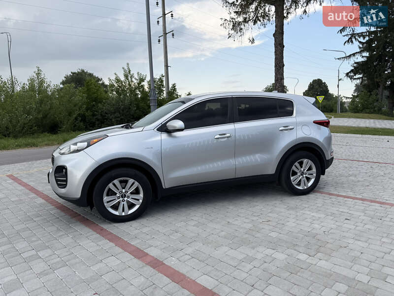 Позашляховик / Кросовер Kia Sportage 2015 в Старокостянтинові