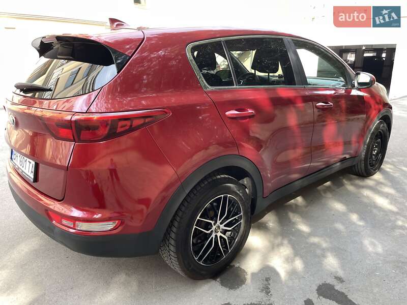 Внедорожник / Кроссовер Kia Sportage 2016 в Одессе