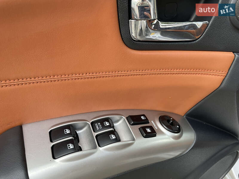 Позашляховик / Кросовер Kia Sportage 2006 в Миколаєві