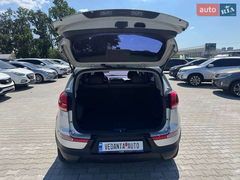 Позашляховик / Кросовер Kia Sportage 2014 в Києві
