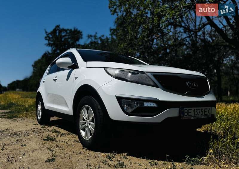 Позашляховик / Кросовер Kia Sportage 2012 в Миколаєві