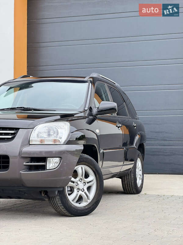 Позашляховик / Кросовер Kia Sportage 2007 в Рівному