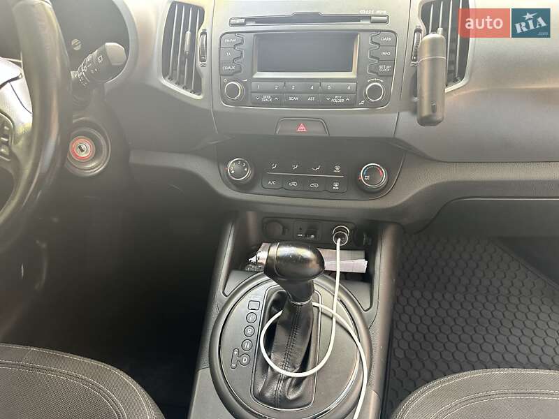 Внедорожник / Кроссовер Kia Sportage 2012 в Николаеве