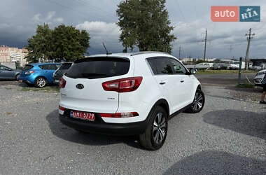 Внедорожник / Кроссовер Kia Sportage 2011 в 