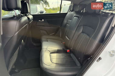 Внедорожник / Кроссовер Kia Sportage 2011 в 