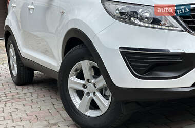 Позашляховик / Кросовер Kia Sportage 2014 в 