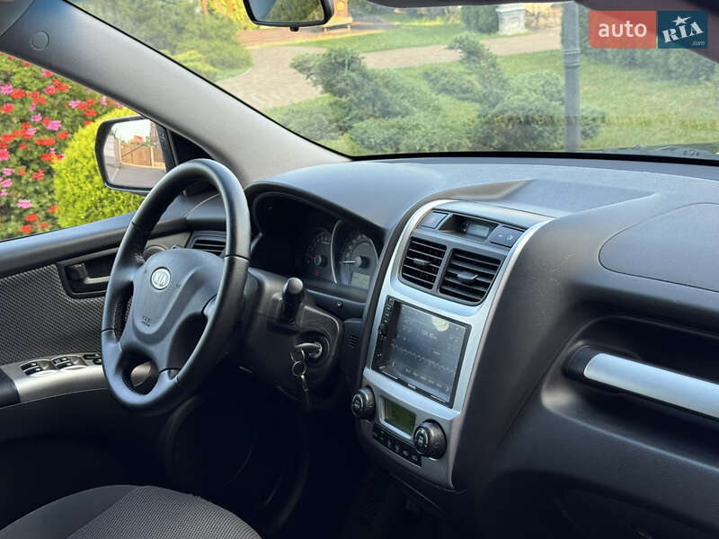 Позашляховик / Кросовер Kia Sportage 2009 в Стрию