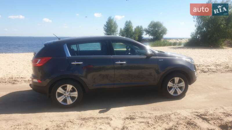 Позашляховик / Кросовер Kia Sportage 2011 в Черкасах