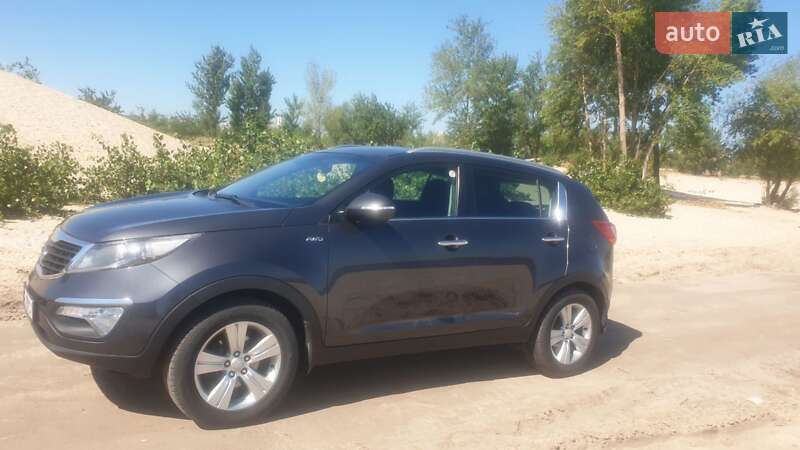 Позашляховик / Кросовер Kia Sportage 2011 в Черкасах