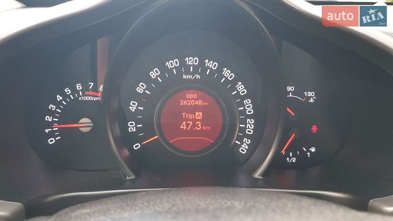 Позашляховик / Кросовер Kia Sportage 2011 в Черкасах