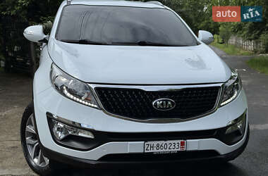 Позашляховик / Кросовер Kia Sportage 2015 в 
