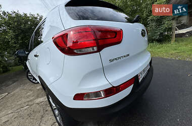 Позашляховик / Кросовер Kia Sportage 2015 в 