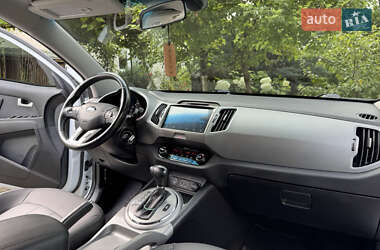 Позашляховик / Кросовер Kia Sportage 2015 в 