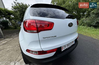 Позашляховик / Кросовер Kia Sportage 2015 в 