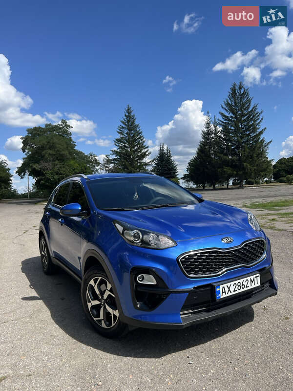 Позашляховик / Кросовер Kia Sportage 2019 в 