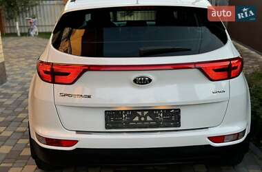 Внедорожник / Кроссовер Kia Sportage 2016 в 