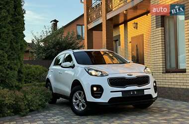 Внедорожник / Кроссовер Kia Sportage 2016 в 