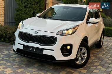 Внедорожник / Кроссовер Kia Sportage 2016 в 