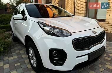 Внедорожник / Кроссовер Kia Sportage 2016 в 
