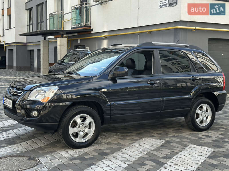 Позашляховик / Кросовер Kia Sportage 2008 в Івано-Франківську