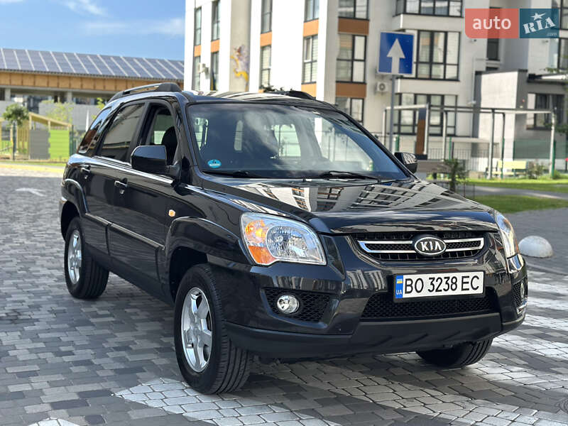 Позашляховик / Кросовер Kia Sportage 2008 в Івано-Франківську