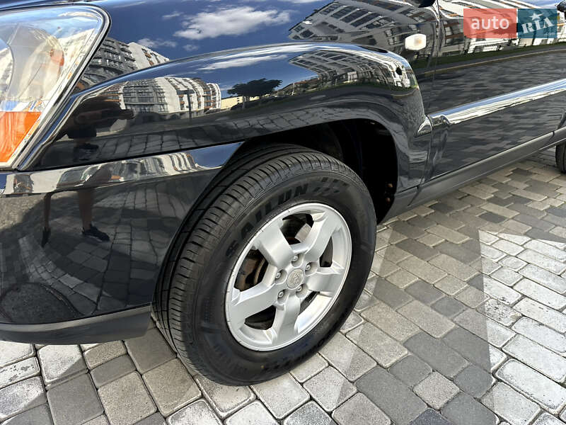 Позашляховик / Кросовер Kia Sportage 2008 в Івано-Франківську