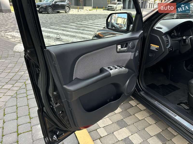 Позашляховик / Кросовер Kia Sportage 2008 в Івано-Франківську