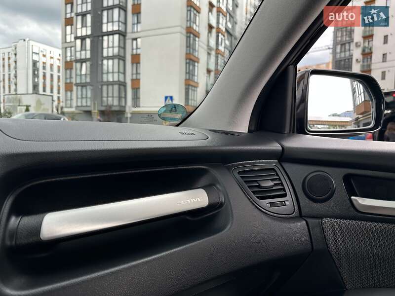 Позашляховик / Кросовер Kia Sportage 2008 в Івано-Франківську