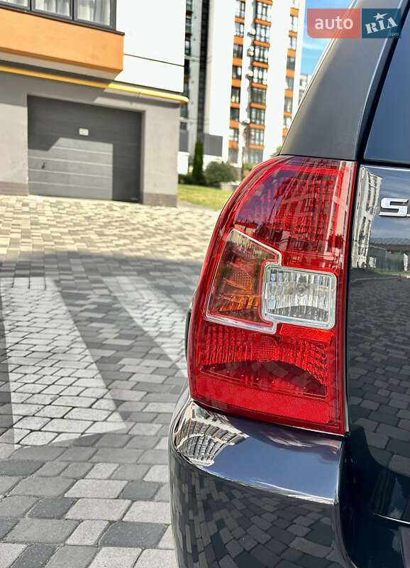 Позашляховик / Кросовер Kia Sportage 2008 в Івано-Франківську
