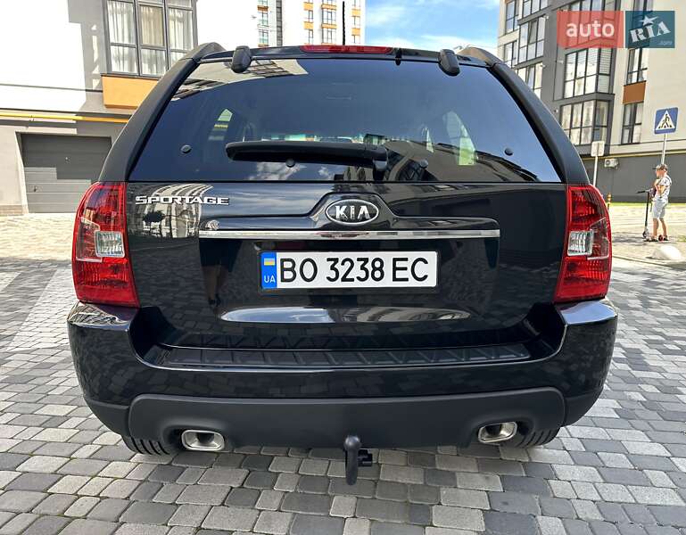 Позашляховик / Кросовер Kia Sportage 2008 в Івано-Франківську