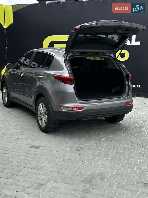 Внедорожник / Кроссовер Kia Sportage 2017 в Львове