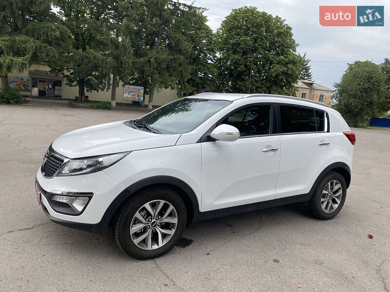 Внедорожник / Кроссовер Kia Sportage 2014 в Новоархангельске