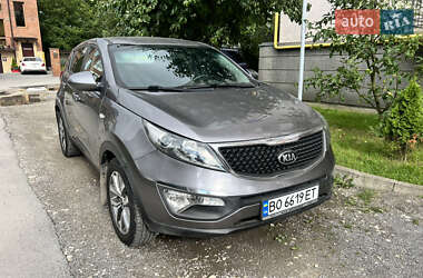 Позашляховик / Кросовер Kia Sportage 2016 в Тернополі